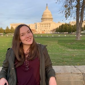 Meet your Posher, Laura